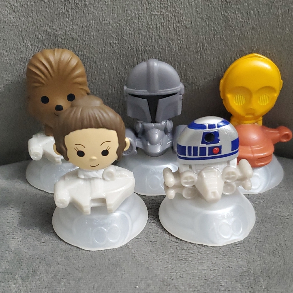 Assorted Disney 100 Mc Donald Toy Lot#19